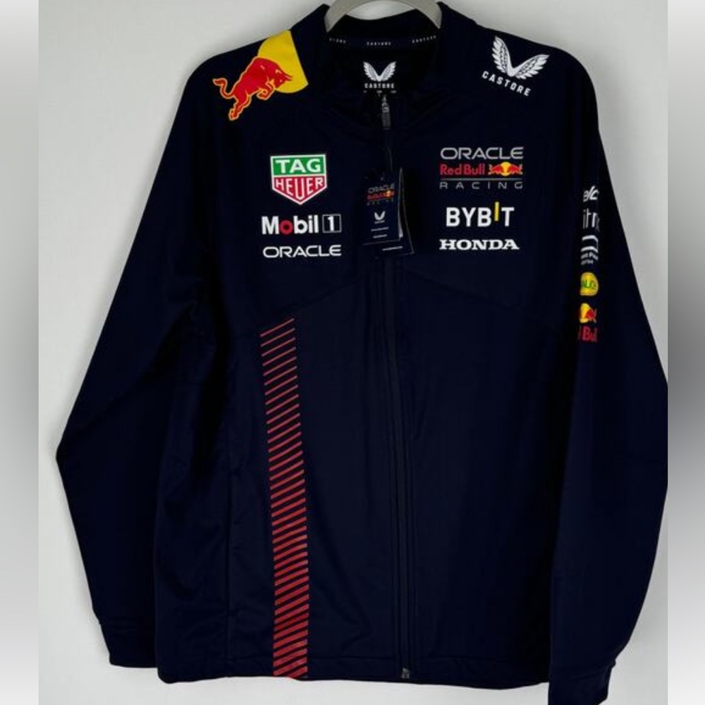 F1 Red Bull, 🏆 Castore Soft Shell Jacket ** BRAND NEW ** never worn ✨✨✨✨